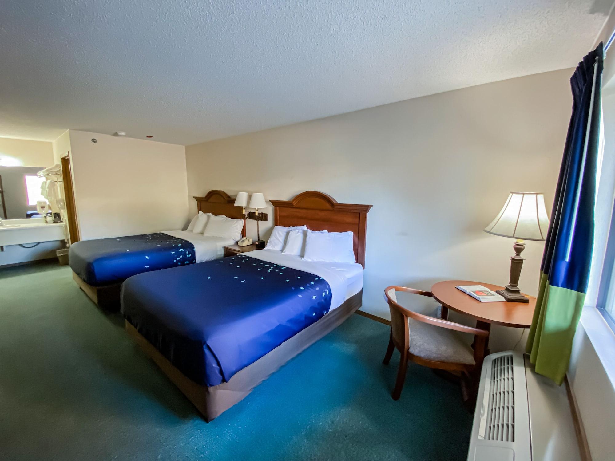 Green Gables Inn Брэнсон Экстерьер фото